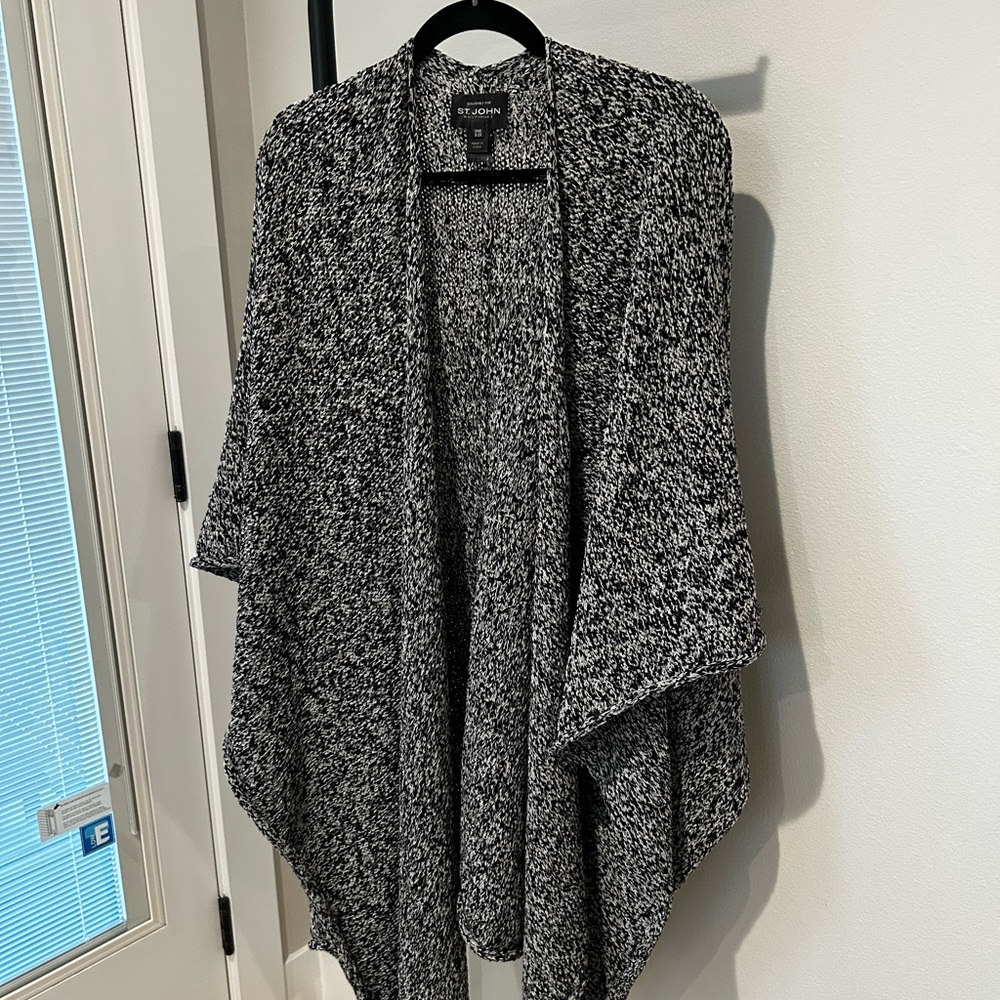 St. John Monochrome Knit Poncho